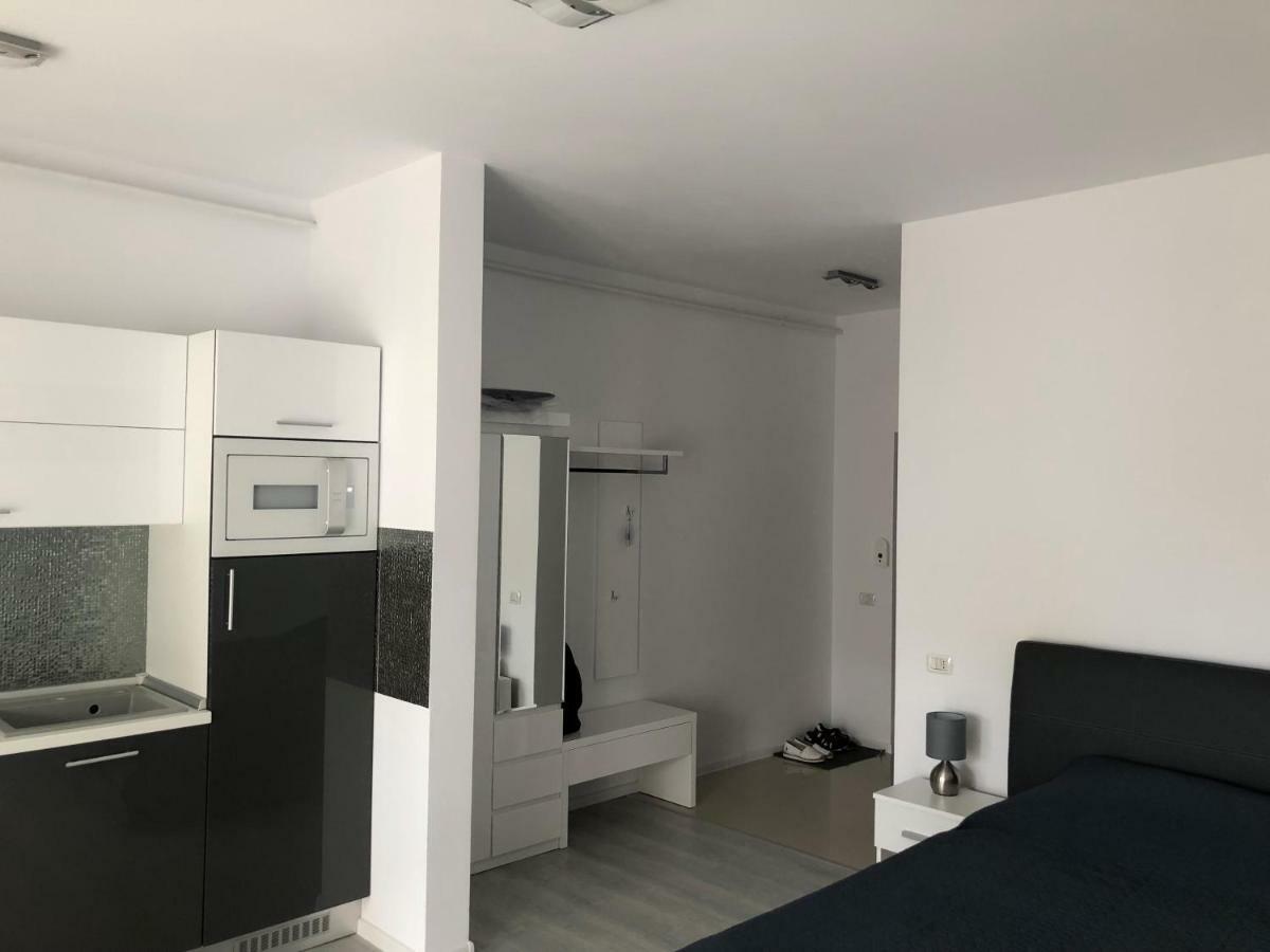 Miramar Studio Leilighet Năvodari Eksteriør bilde